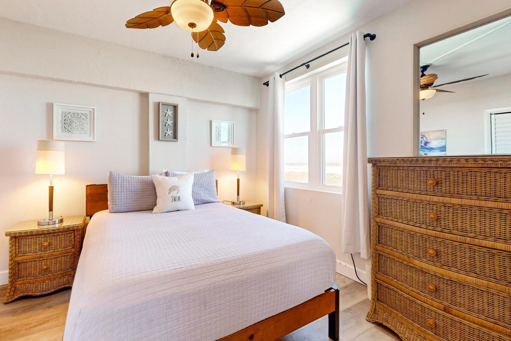 Jax Beach Oceanfront Getaway Jacksonville Beach Room photo