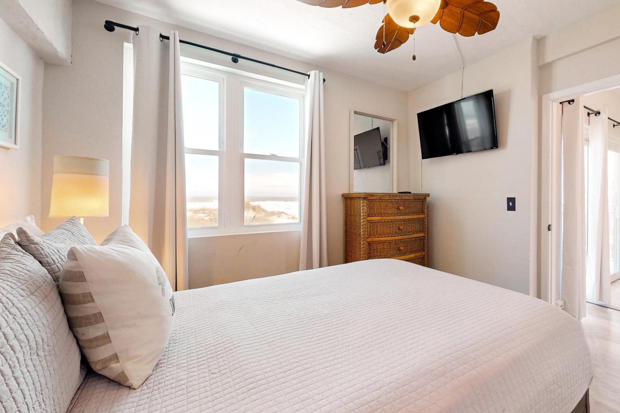 Jax Beach Oceanfront Getaway Jacksonville Beach Room photo